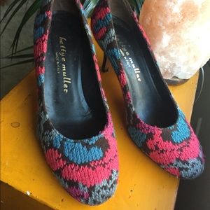 Vintage Anthropologie crocheted kitten heels